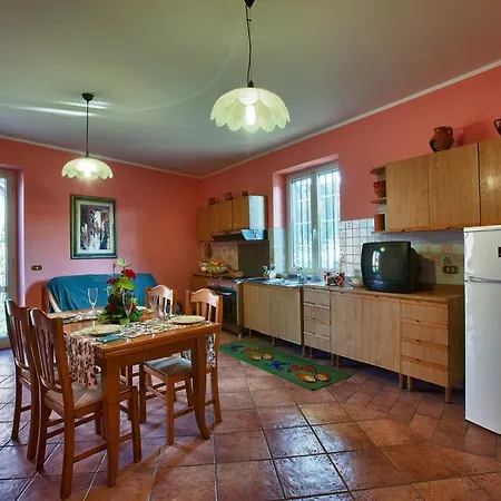 Colle Visconti Bed and Breakfast Fontechiari